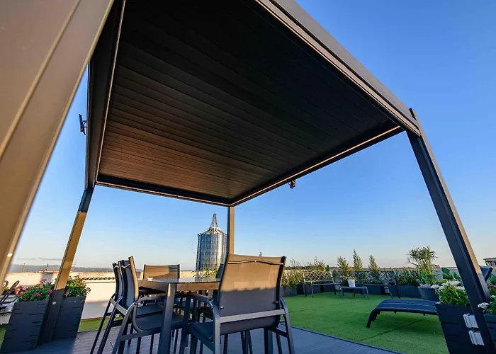 ベッド・アンド・ブレックファスト Atticobianco カリアリ