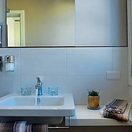 Atticobianco 4* Cagliari