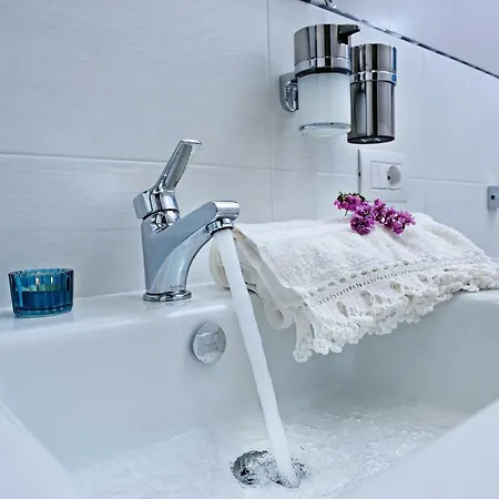 Bed and breakfast Atticobianco 4*